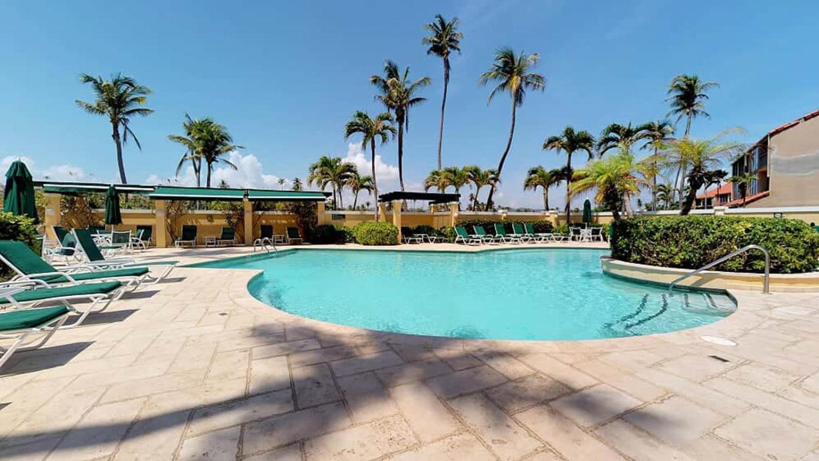 Bv103 - Amazing Oceanfront Condo Steps From Beach Humacao Eksteriør billede