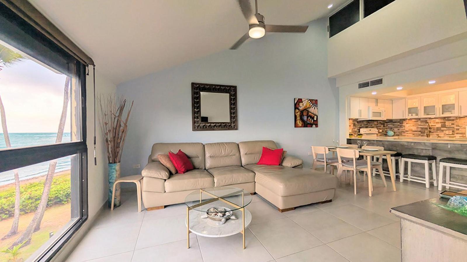 Bv103 - Amazing Oceanfront Condo Steps From Beach Humacao Eksteriør billede
